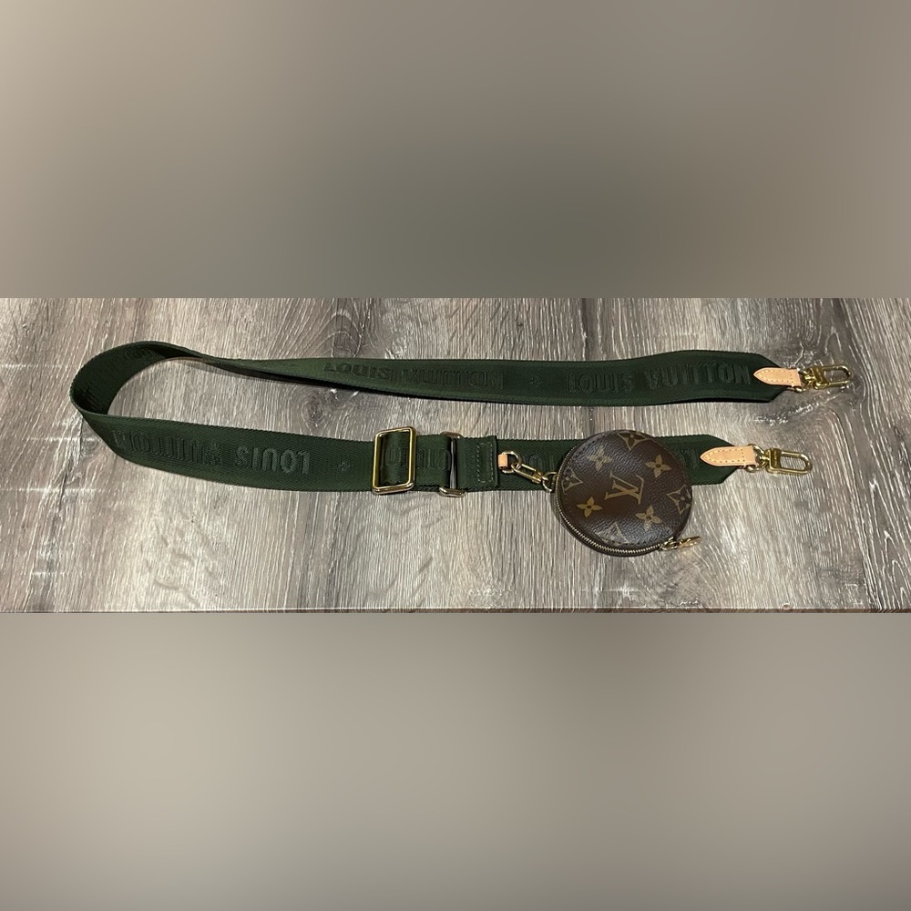 Authentic Louis Vuitton Bandouliere w/ Round Purse